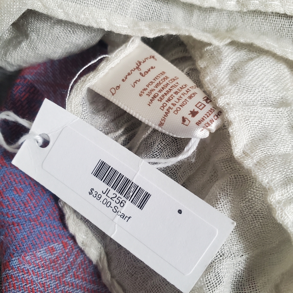 Lot of 3 COS, Standard Form & Do Everything Scarfs Silk, Cotton 34"X25" New - Picture 8 of 8